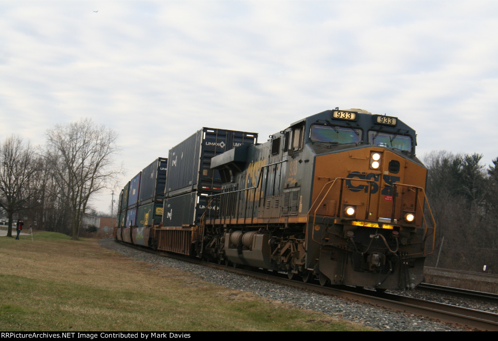 CSX 933